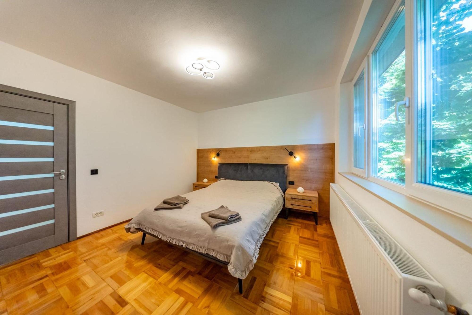 Casa Bella - Apartment In The City Center Arad Eksteriør bilde